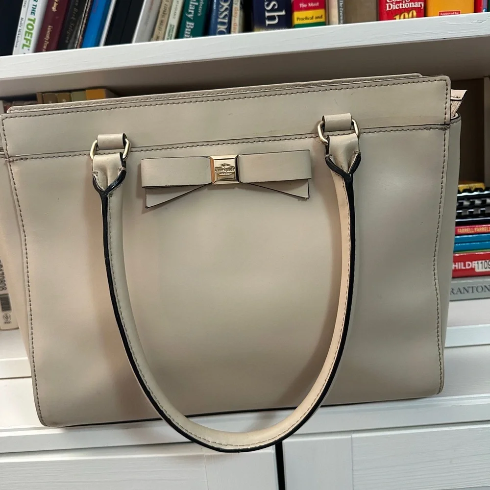Kate Spade Classic Bow-Accent Women's Tote Bag in Cream